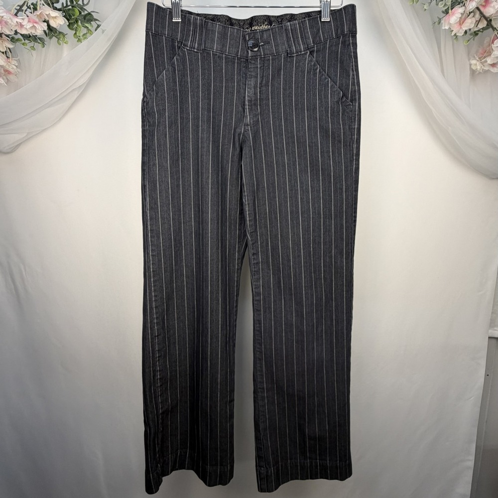 Lee Women's Gray White Pinstripe Pants No Gap Waistband Size 10 M Career Pockets